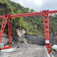 湖北省宜昌市龍門吊，行吊，門式起重機