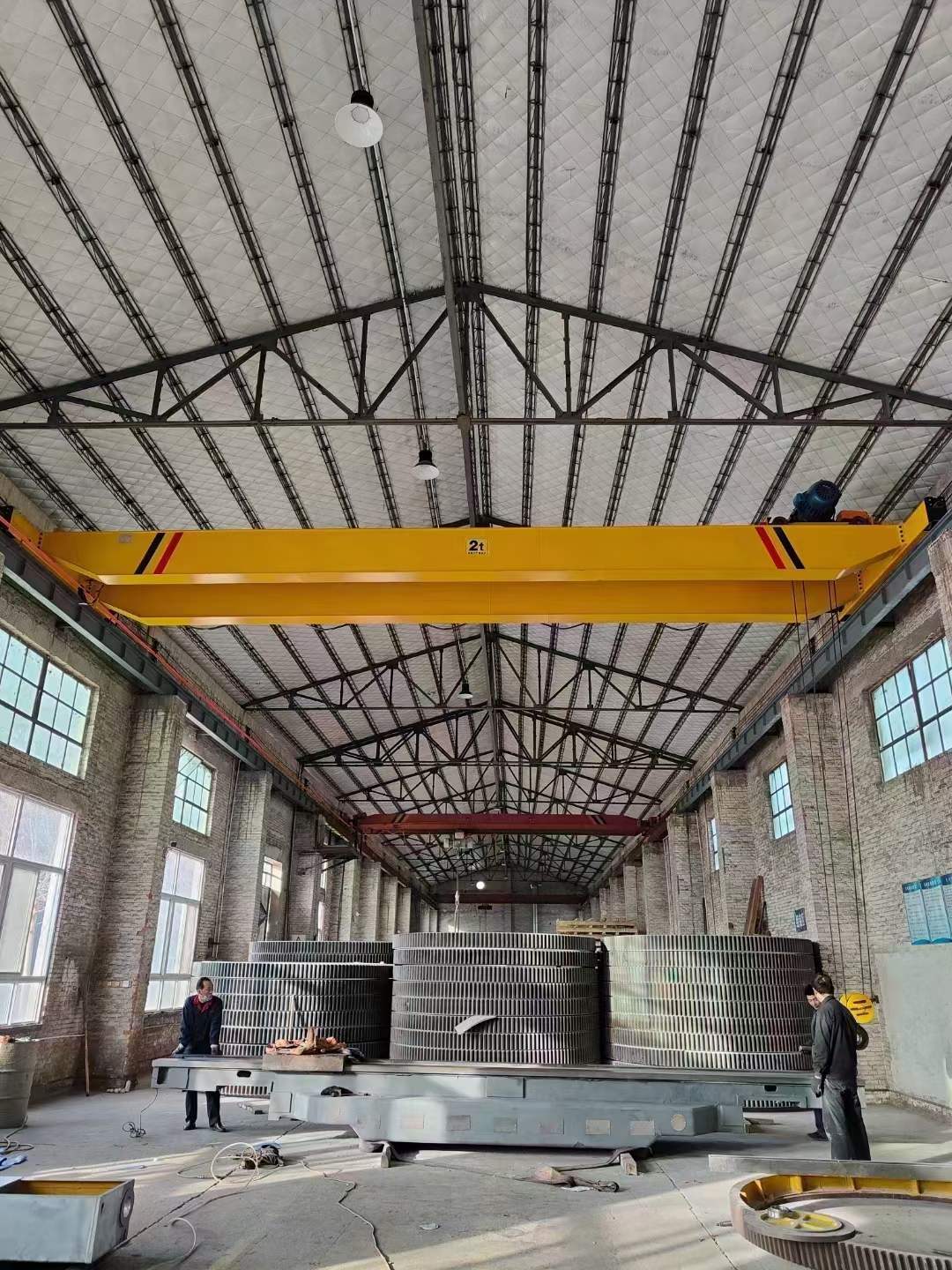 西安QD型雙梁起重機(jī)-LDA電動(dòng)單梁起重機(jī)起重機(jī)廠家安裝維修